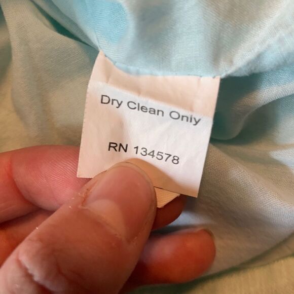 Vineyard Vines embroidered 100% linen shift dress. Size 4 - Picture 6 of 11